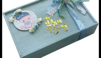 Surprize vesele: Desfacerea fericirii cu cadouri pentru bebeluși